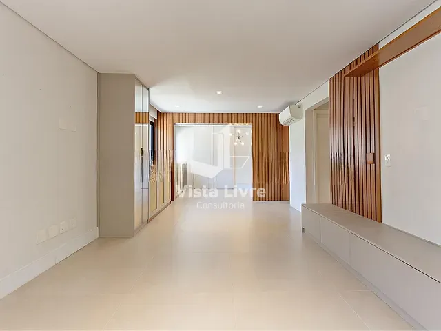 Apartamento com 141m² 4 quartos e 2 banheiros, à venda, no bairro Vila Uberabinha em São Paulo