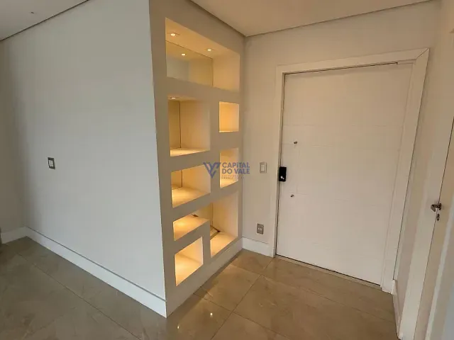 Apartamento 3 quartos e 5 banheiros, à venda, no bairro Condomínio Royal Park em São José dos Campos