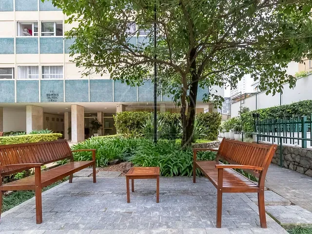 Apartamento à venda, no bairro Cerqueira César em São Paulo