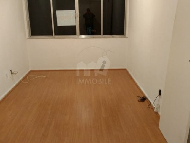 Apartamento à venda, no bairro Bingen em Petrópolis