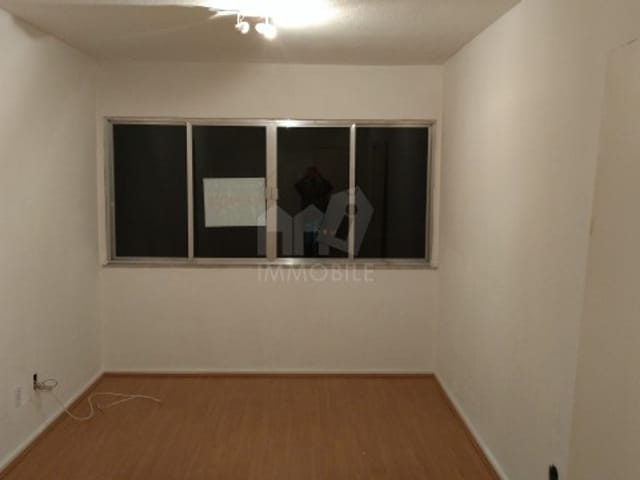 Apartamento à venda, no bairro Bingen em Petrópolis