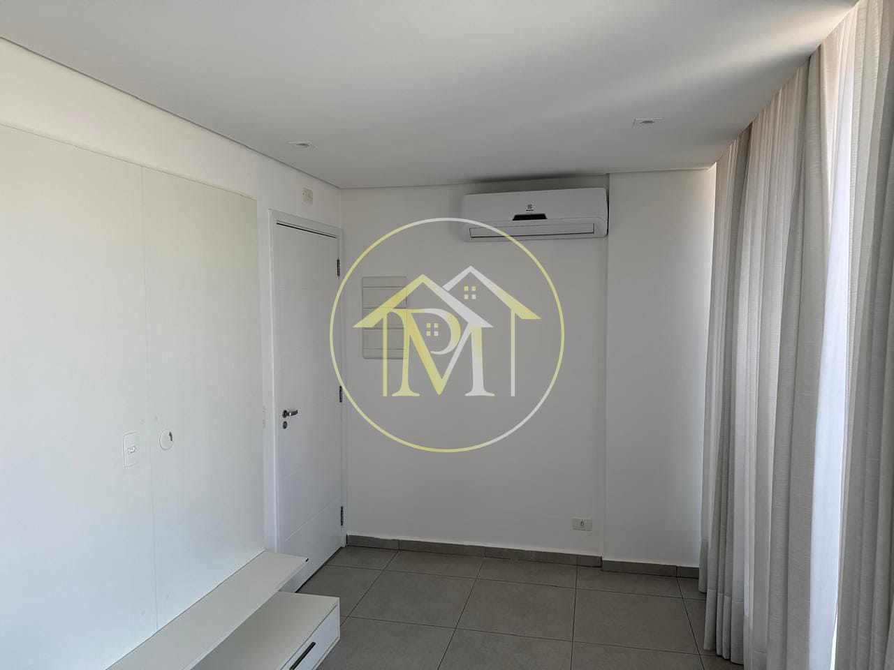 Apartamento à venda e aluguel com 1 quarto, 50m² - Foto 11