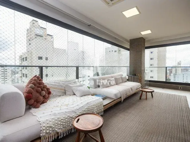 Apartamento com 258m² 4 quartos e 5 banheiros, à venda, no bairro Sumaré em São Paulo