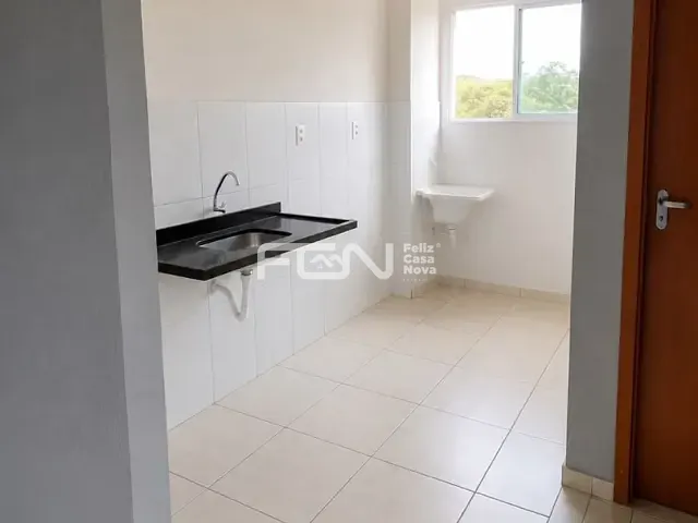 Apartamento 2 quartos e 2 banheiros, à venda, no bairro Lama Preta em Camaçari