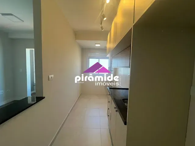 Apartamento 2 quartos e 2 banheiros, à venda, no bairro Jardim Oriente em São José dos Campos