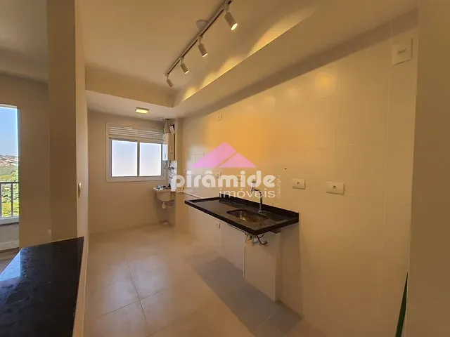 Apartamento 2 quartos e 2 banheiros, à venda, no bairro Jardim Oriente em São José dos Campos