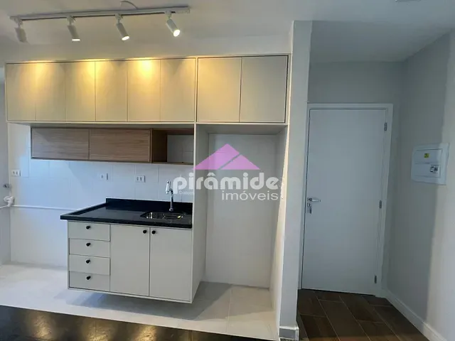 Apartamento 2 quartos e 2 banheiros, à venda, no bairro Jardim Oriente em São José dos Campos