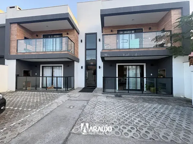 Apartamento 2 quartos e 1 banheiro, para alugar, no bairro Meia Praia em Navegantes
