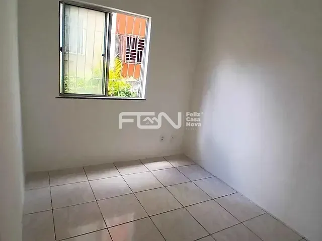 Apartamento com 43m² 2 quartos e 1 banheiro, à venda, no bairro Industrial em Camaçari