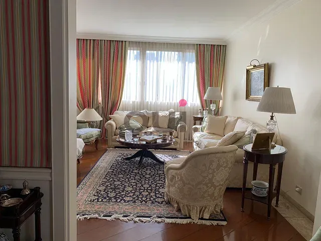 Apartamento 3 quartos e 4 banheiros, à venda, no bairro Itaim Bibi em São Paulo