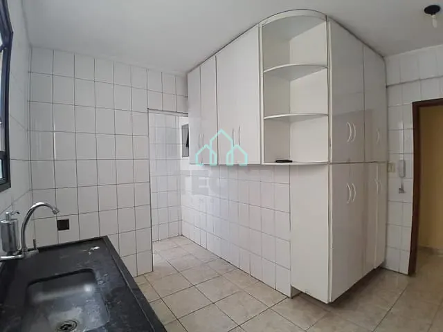 Apartamento com 140m² 4 quartos e 4 banheiros, à venda, no bairro Vila Paulista em Taubaté