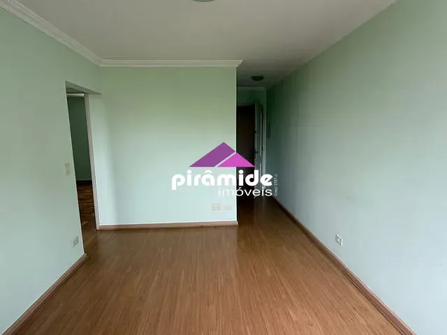 Apartamento 2 quartos e 1 banheiro, à venda, no bairro Vila Adyana em São José dos Campos