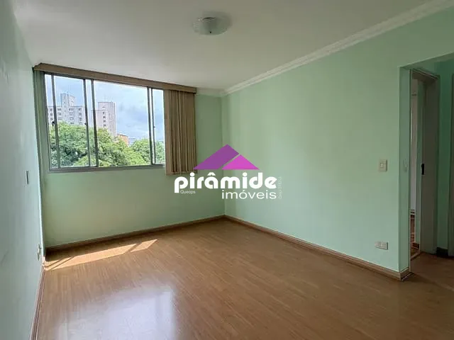 Apartamento 2 quartos e 1 banheiro, à venda, no bairro Vila Adyana em São José dos Campos