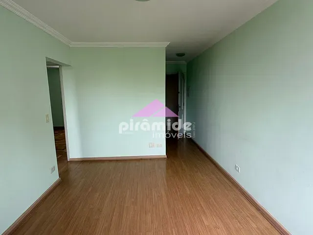 Apartamento 2 quartos e 1 banheiro, à venda, no bairro Vila Adyana em São José dos Campos