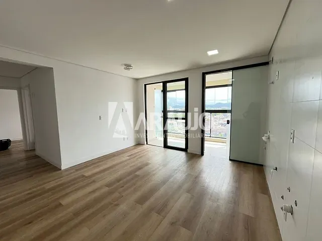 Apartamento com 78m² 2 quartos e 1 banheiro, à venda, no bairro São João em Itajaí