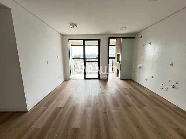 Apartamento com 78m² 2 quartos e 1 banheiro, à venda, no bairro São João em Itajaí