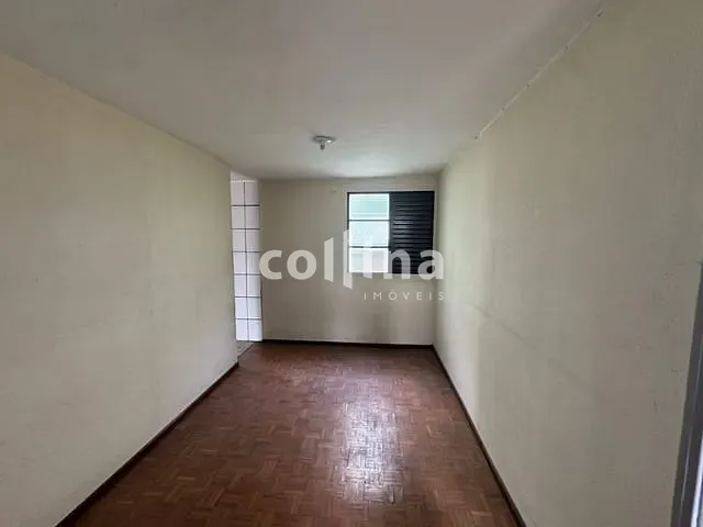 Apartamento 2 quartos e 1 banheiro, à venda, no bairro Cohab II em Carapicuíba