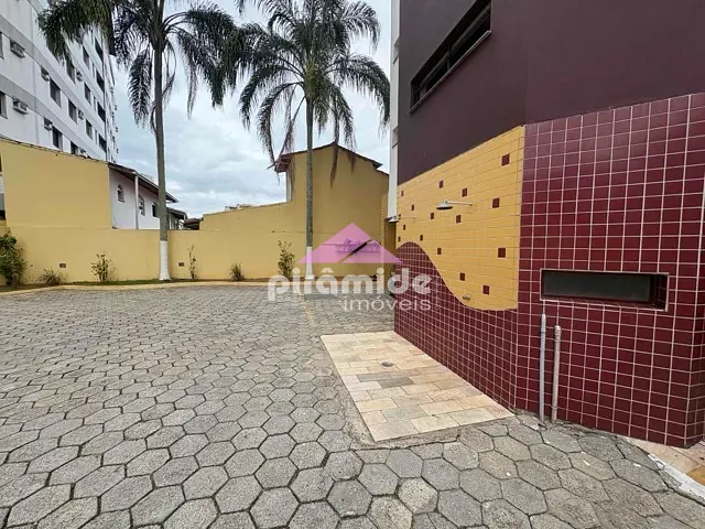 Apartamento 2 quartos e 1 banheiro, à venda, no bairro Martin de Sá em Caraguatatuba