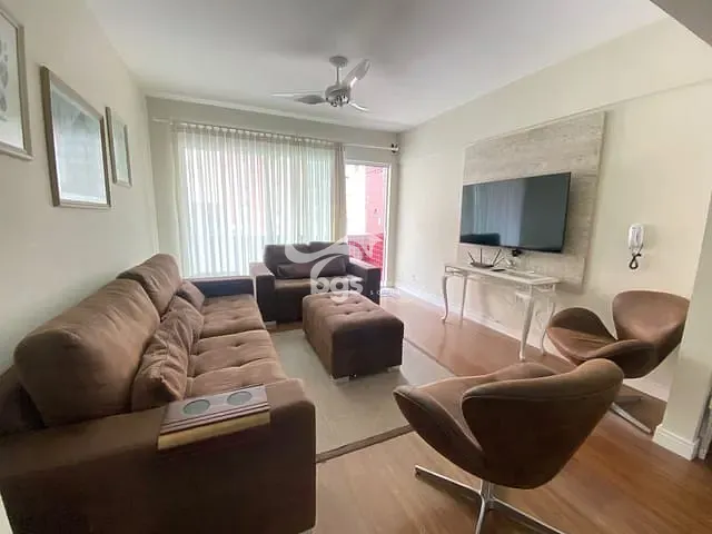 Apartamento com 152m² 3 quartos e 2 banheiros, à venda, no bairro Centro em Balneário Camboriú