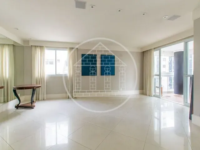Apartamento com 124m² 3 quartos e 5 banheiros, à venda, no bairro Moema em São Paulo