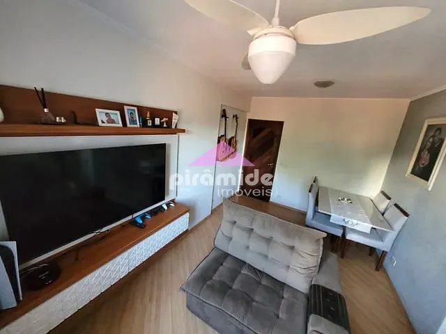Apartamento 2 quartos e 1 banheiro, à venda, no bairro Jardim das Indústrias em São José dos Campos