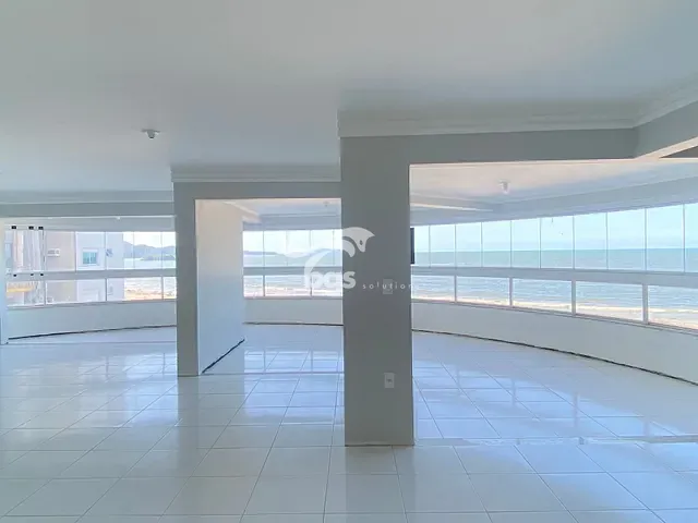 Apartamento com 300m² 4 quartos e 5 banheiros, à venda, no bairro Centro em Balneário Camboriú