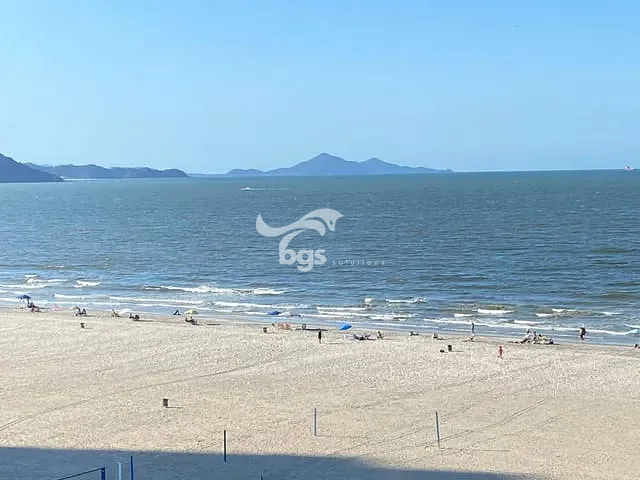 Apartamento com 300m² 4 quartos e 5 banheiros, à venda, no bairro Centro em Balneário Camboriú