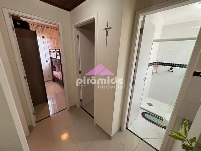 Apartamento 3 quartos e 1 banheiro, à venda, no bairro Martin de Sá em Caraguatatuba