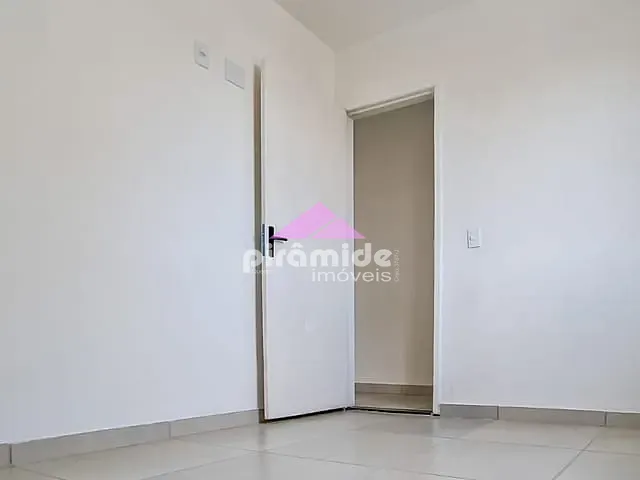 Apartamento 2 quartos e 1 banheiro, à venda, no bairro Parque Novo Horizonte em São José dos Campos