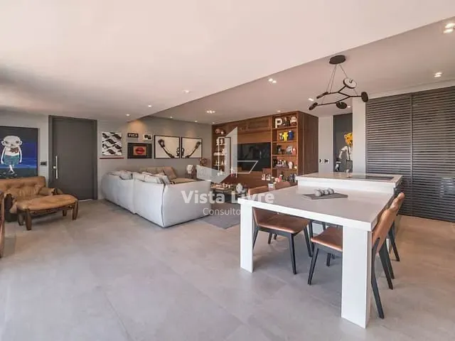 Apartamento com 213m² 2 quartos e 2 banheiros, à venda, no bairro Vila Nova Conceição em São Paulo