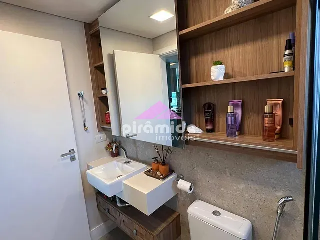 Apartamento com 225m² 3 quartos e 1 banheiro, à venda, no bairro Aruan em Caraguatatuba