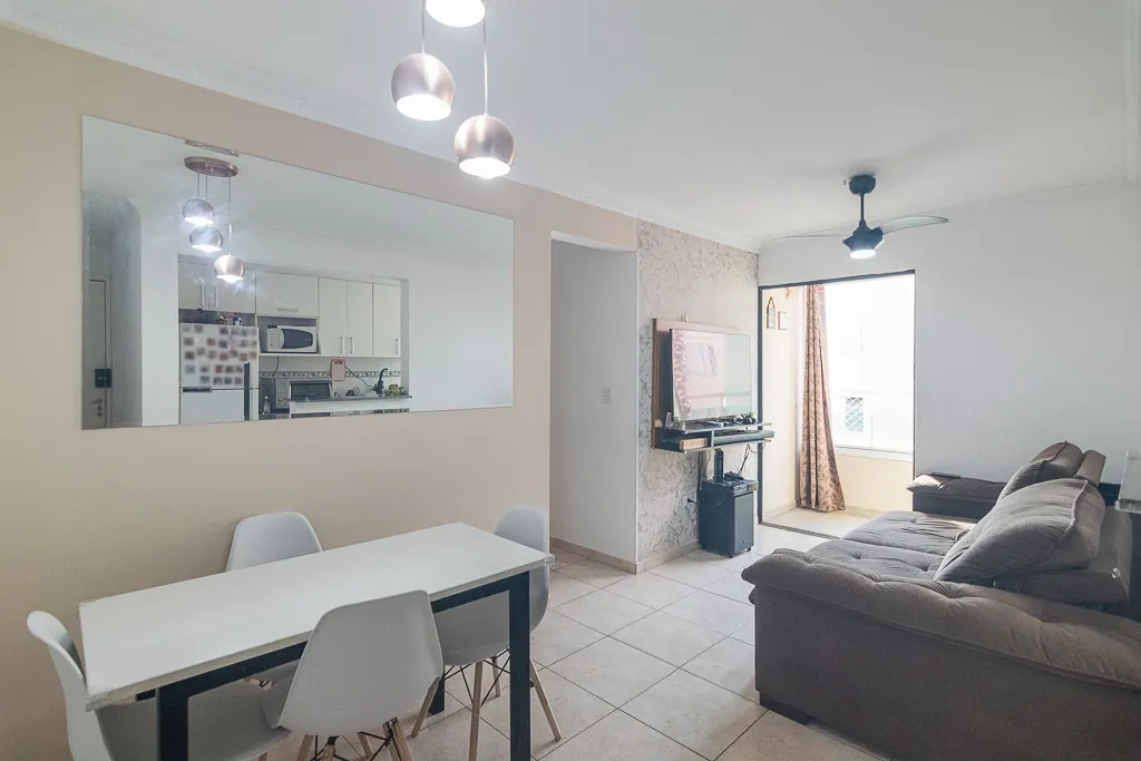 Apartamento para venda em Taboão com 3 quartos, sendo 1 suíte, 60m²
