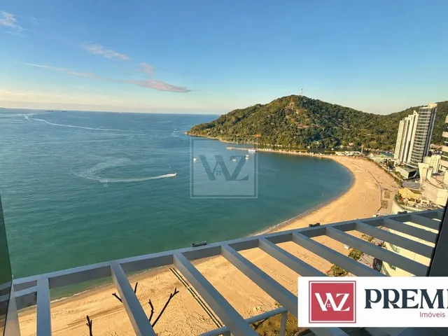 Apartamento com 381m² 4 quartos e 5 banheiros, à venda, no bairro Centro em Balneário Camboriú