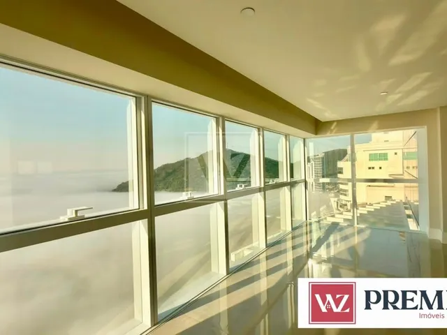 Apartamento com 381m² 4 quartos e 5 banheiros, à venda, no bairro Centro em Balneário Camboriú