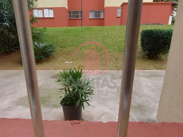 Apartamento 2 quartos e 1 banheiro, para alugar, no bairro Bandeiras em Osasco