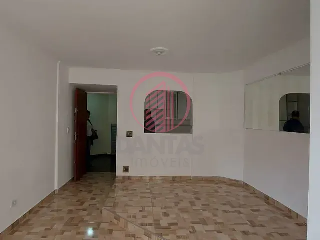 Apartamento 2 quartos e 1 banheiro, para alugar, no bairro Bandeiras em Osasco