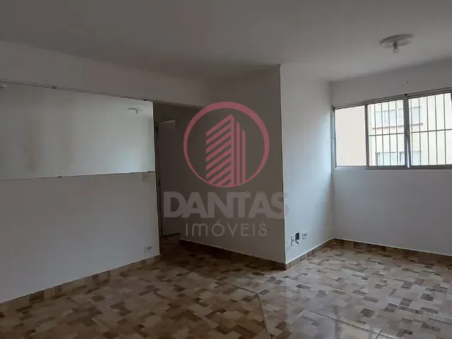 Apartamento 2 quartos e 1 banheiro, para alugar, no bairro Bandeiras em Osasco