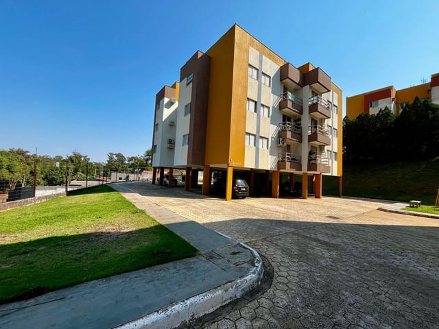 Foto do Apartamento - Apartamento à venda, 03 Quartos (01 suíte), Sacada, 01 Vaga, 101.67M² total, Conjunto Residencial Itamaraty, Londrina - PR | ZBM NEGOCIOS IMOBILIARIOS