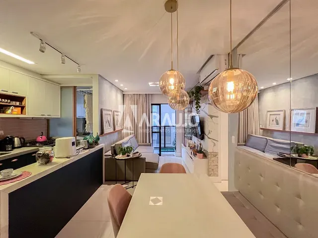 Apartamento 3 quartos e 2 banheiros, à venda, no bairro Centro em Itajaí
