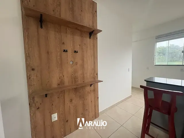 Apartamento 2 quartos e 1 banheiro, para alugar, no bairro Armação em Penha