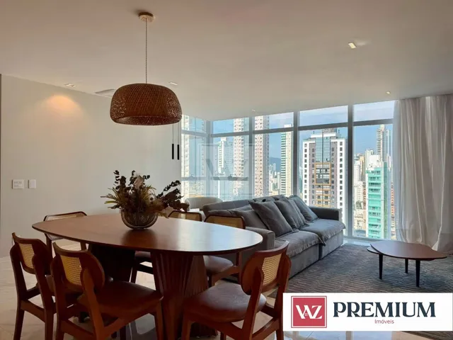 Apartamento com 169m² 3 quartos e 4 banheiros, à venda, no bairro Centro em Balneário Camboriú