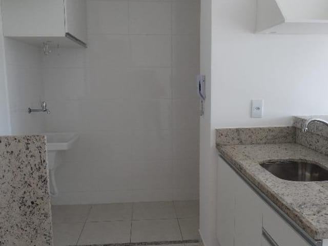 Apartamento 1 quarto e 1 banheiro, à venda, no bairro São Mateus em Juiz de Fora