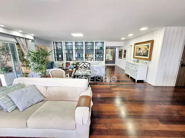Apartamento 4 quartos e 5 banheiros, à venda, no bairro Lagoa em Rio de Janeiro