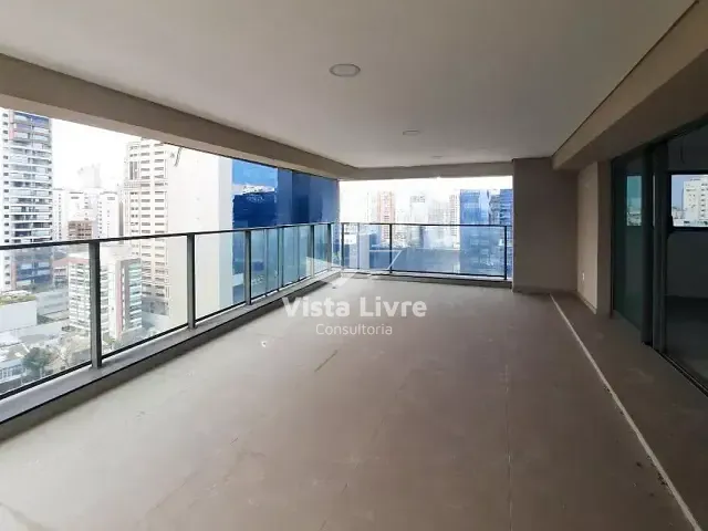 Apartamento com 250m² 4 quartos e 5 banheiros, à venda, no bairro Itaim Bibi em São Paulo