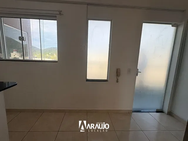 Apartamento 2 quartos e 1 banheiro, para alugar, no bairro Armação em Penha