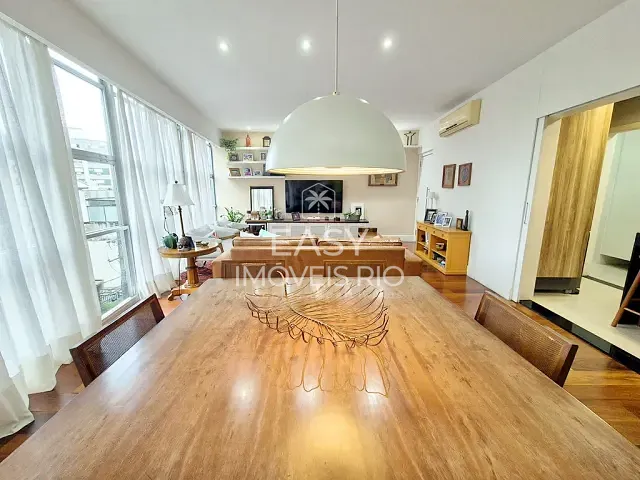 Apartamento 3 quartos e 3 banheiros, à venda, no bairro Lagoa em Rio de Janeiro