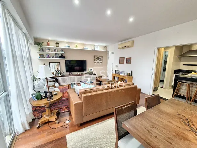 Apartamento 3 quartos e 3 banheiros, à venda, no bairro Lagoa em Rio de Janeiro