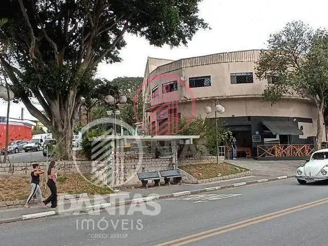 Prédio com 546m², à venda, no bairro Veloso em Osasco