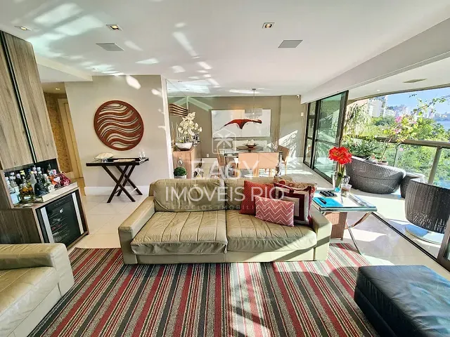 Apartamento 3 quartos e 5 banheiros, à venda, no bairro Lagoa em Rio de Janeiro