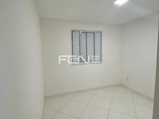 Apartamento 2 quartos e 1 banheiro, à venda, no bairro Jardim Limoeiro em Camaçari